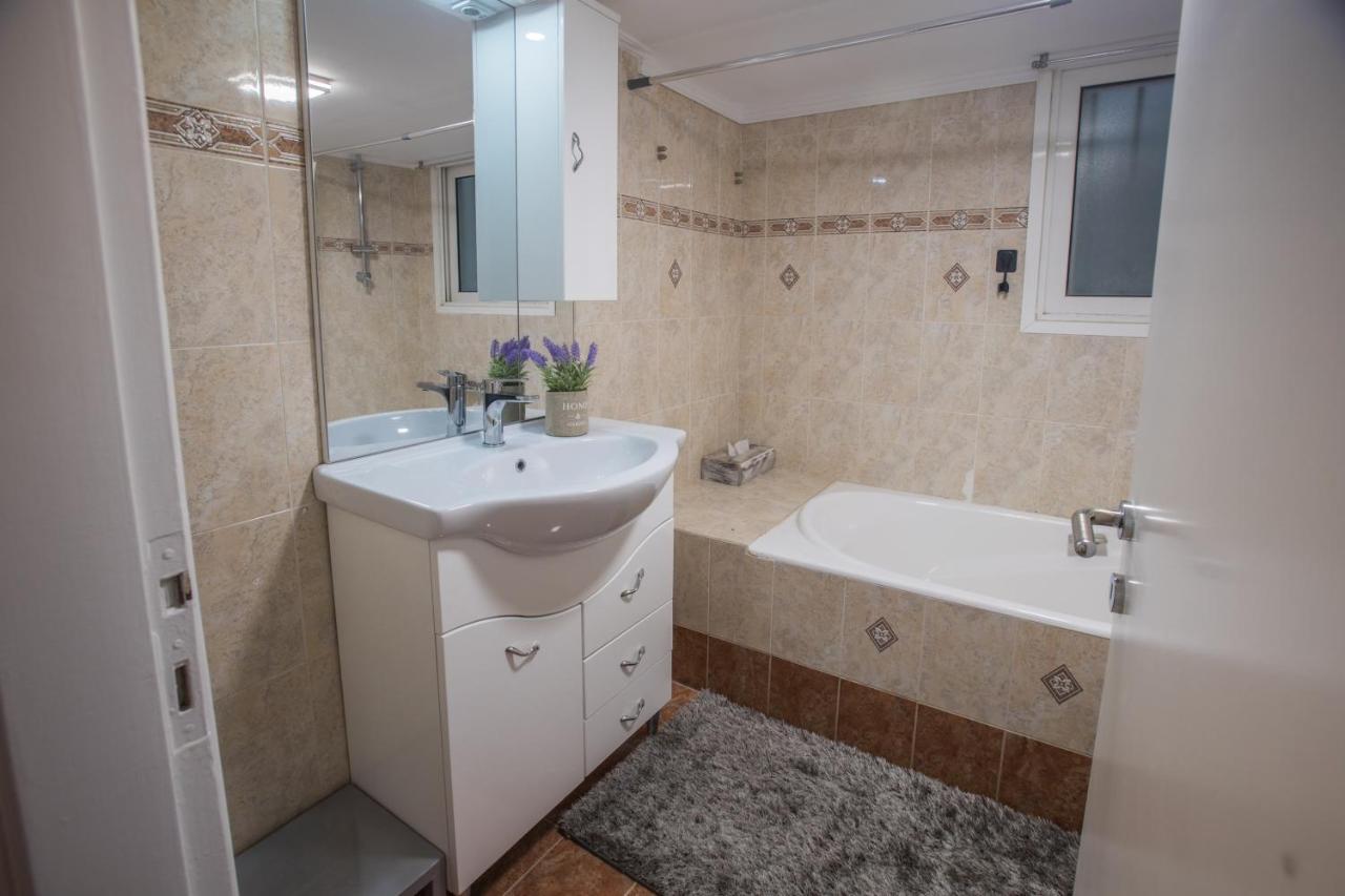 Efis Apartment Down Town Perfect Location Nafpaktos Exterior photo